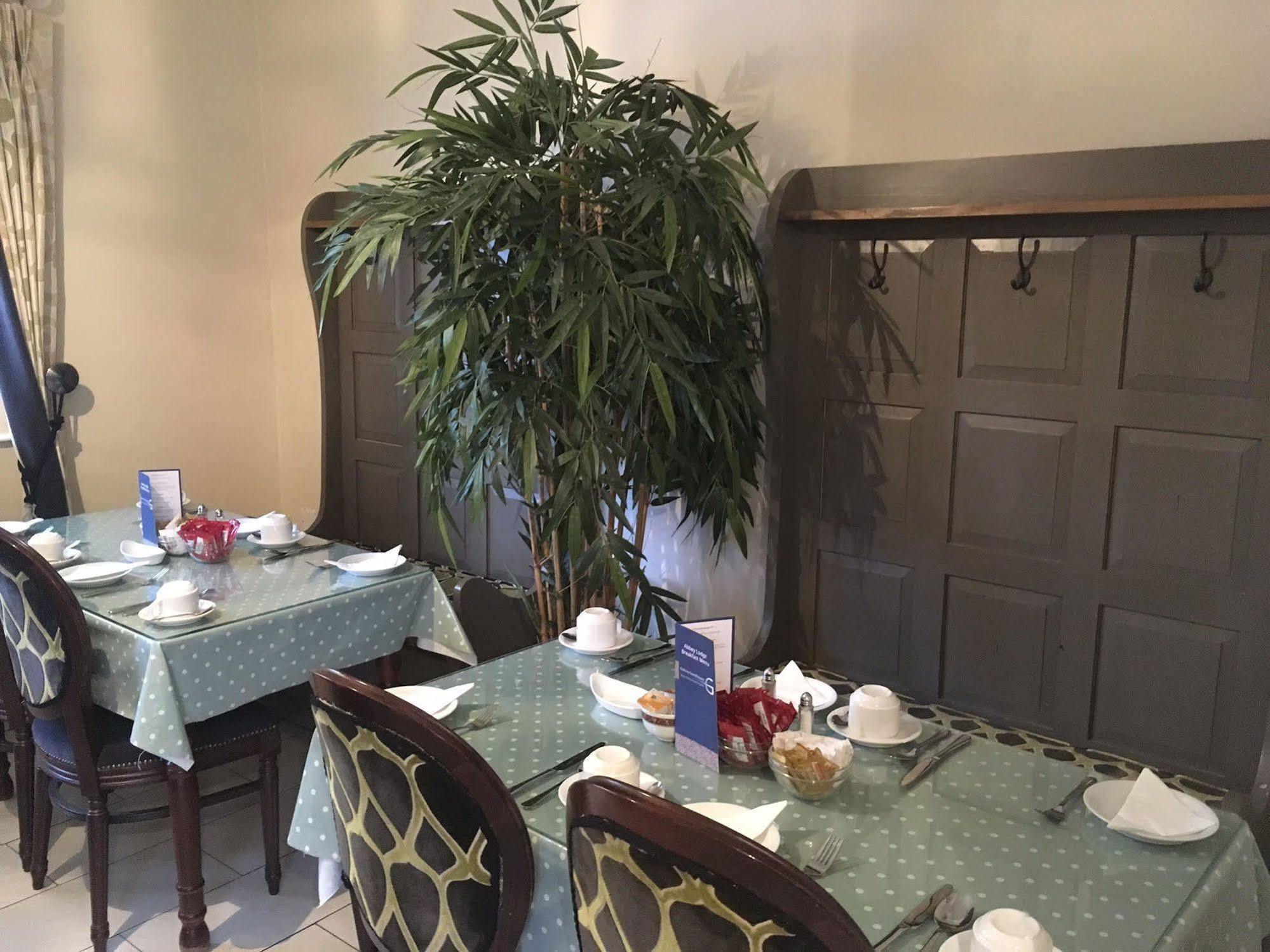 Abbey Lodge B&B Galway Eksteriør billede